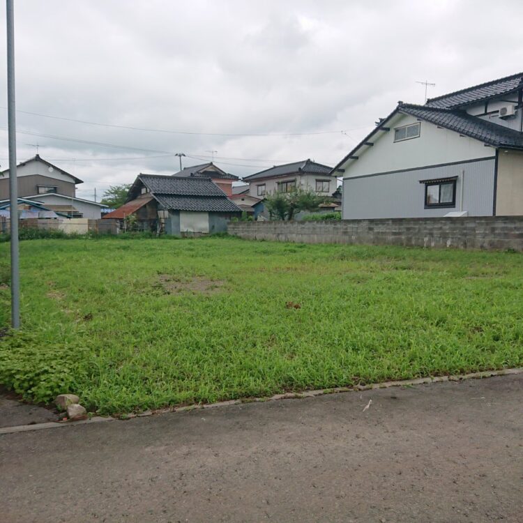 鶴岡市羽黒町荒川　売地