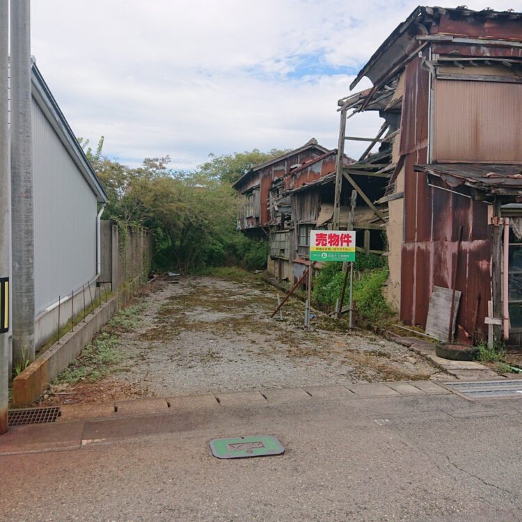 鶴岡市三和町　売地