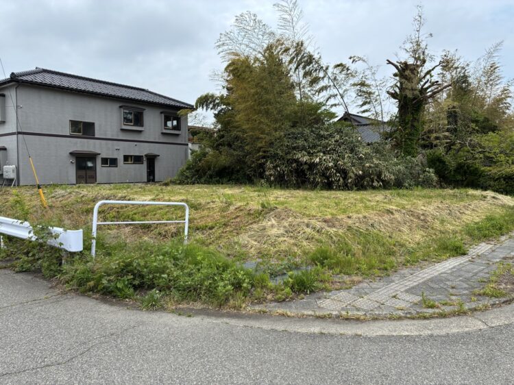 鶴岡市大山３丁目　売地